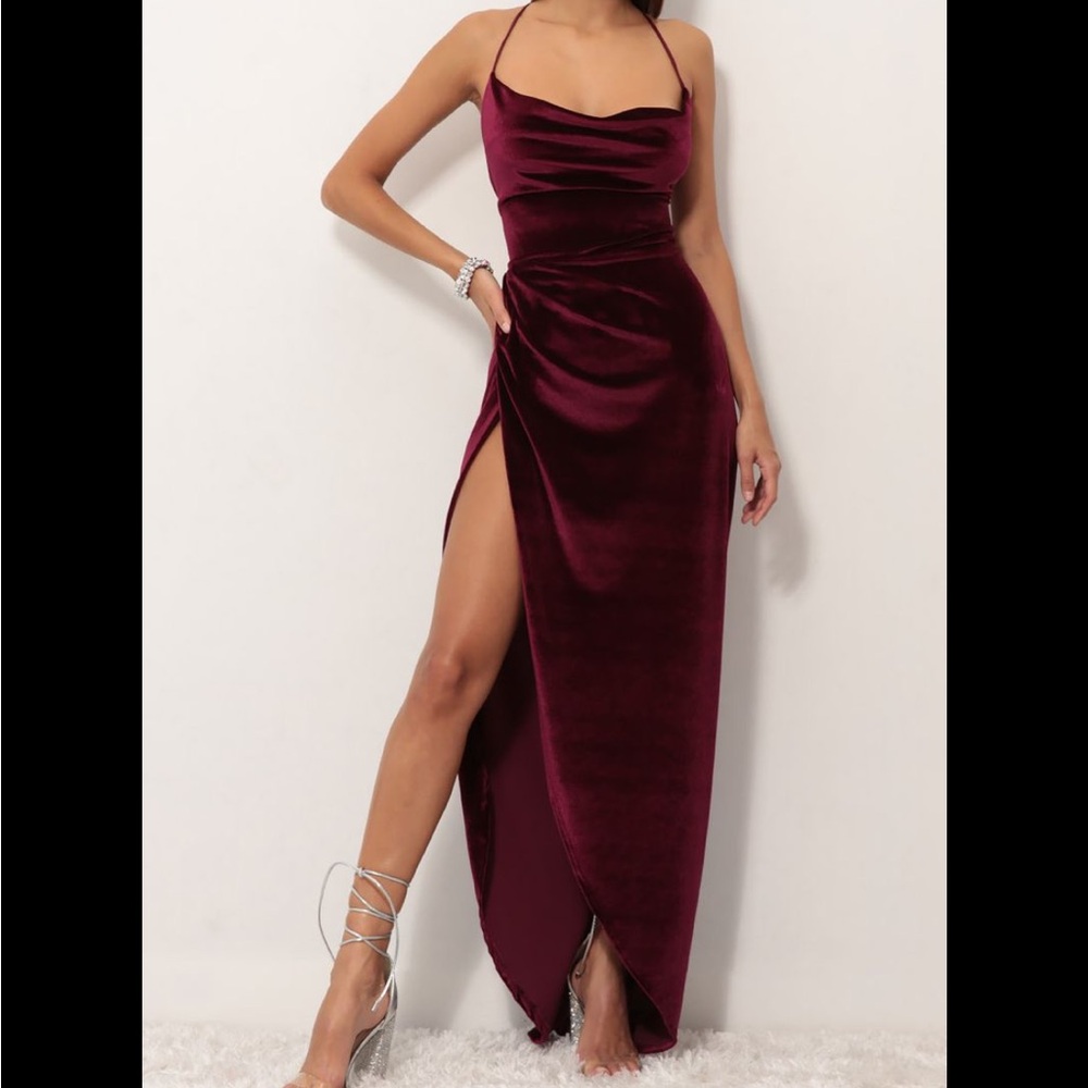 Lucy in the Sky Velvet Maxi Dress in Wine